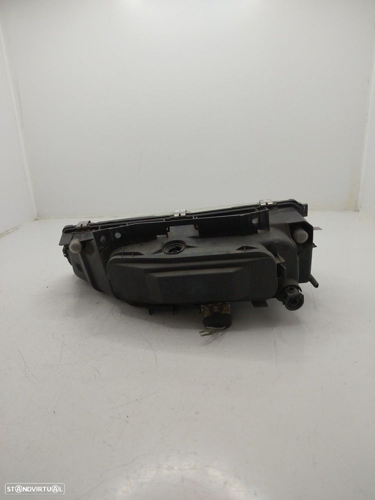 Farol/ Otica Dianteiro Dto Citroën Xantia (X1_, X2_) - 4