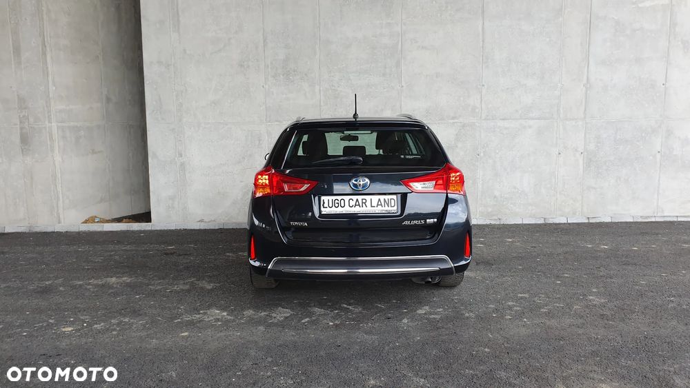 Toyota Auris - 11