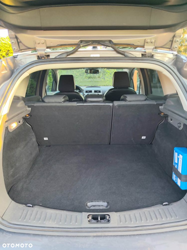 Ford Kuga 2.0 TDCi 4x4 Titanium - 12