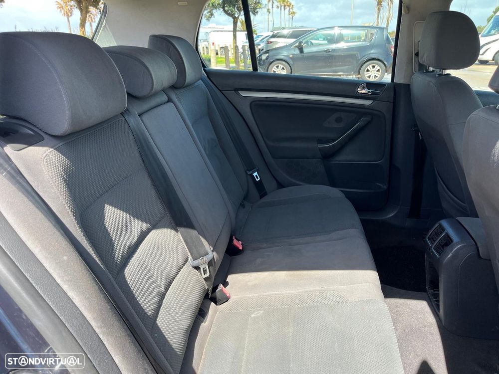 VW Golf 1.9 TDi 6V Confortline - 19