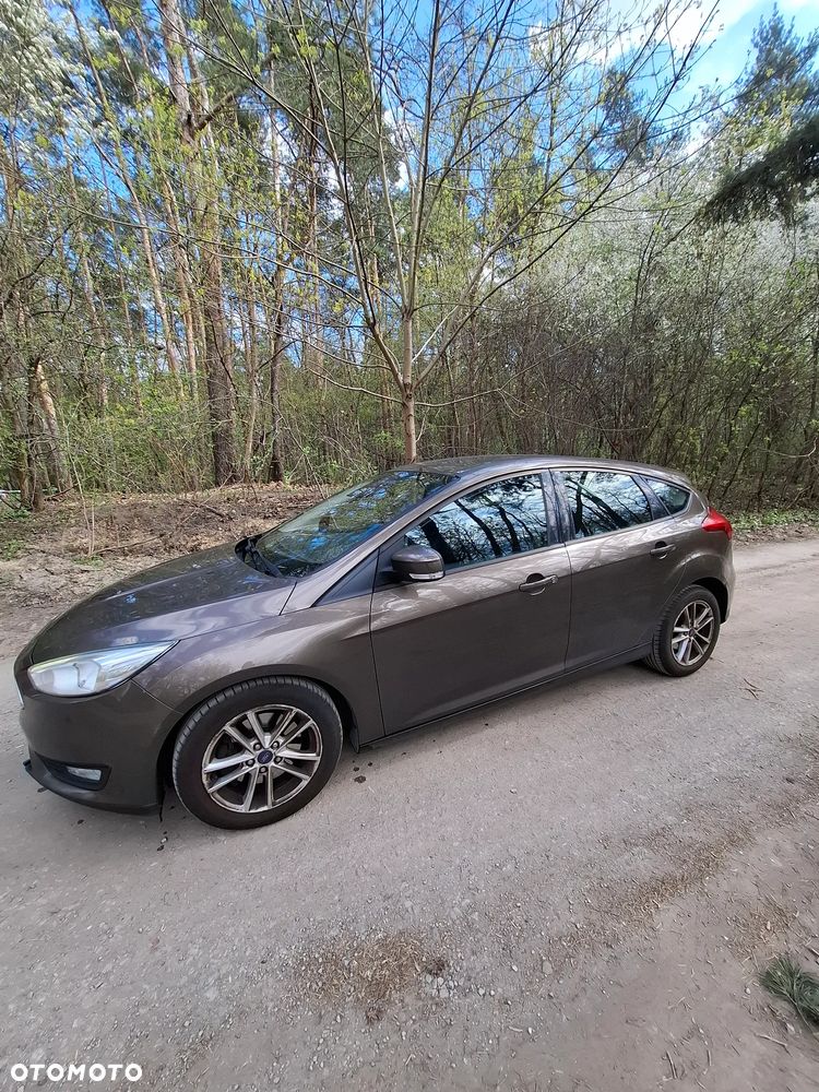 Ford Focus ver-1-5-ecoboost-trend-ass - 6