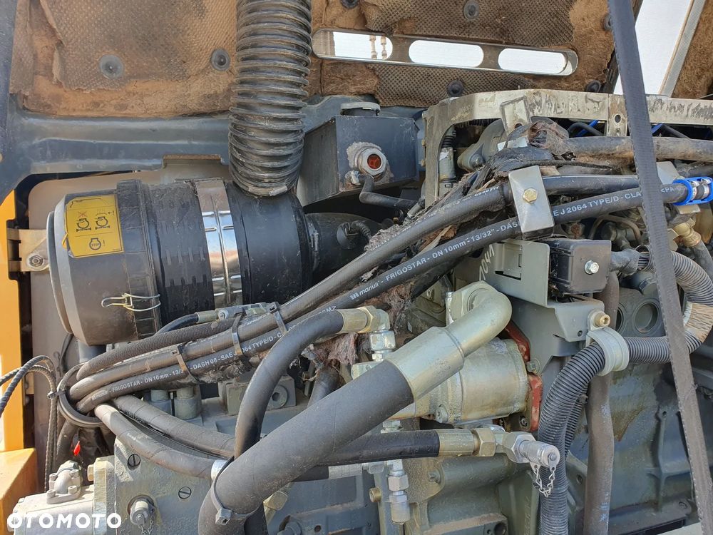 Liebherr A316 - 11