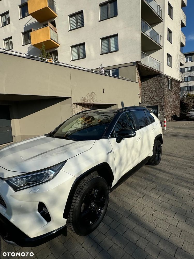 Toyota RAV4 ver-2-5-hybrid-selection-4x4 - 11