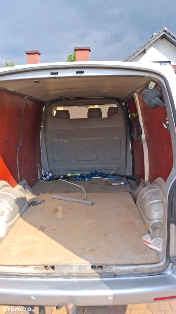 Volkswagen Transporter T5 - 7