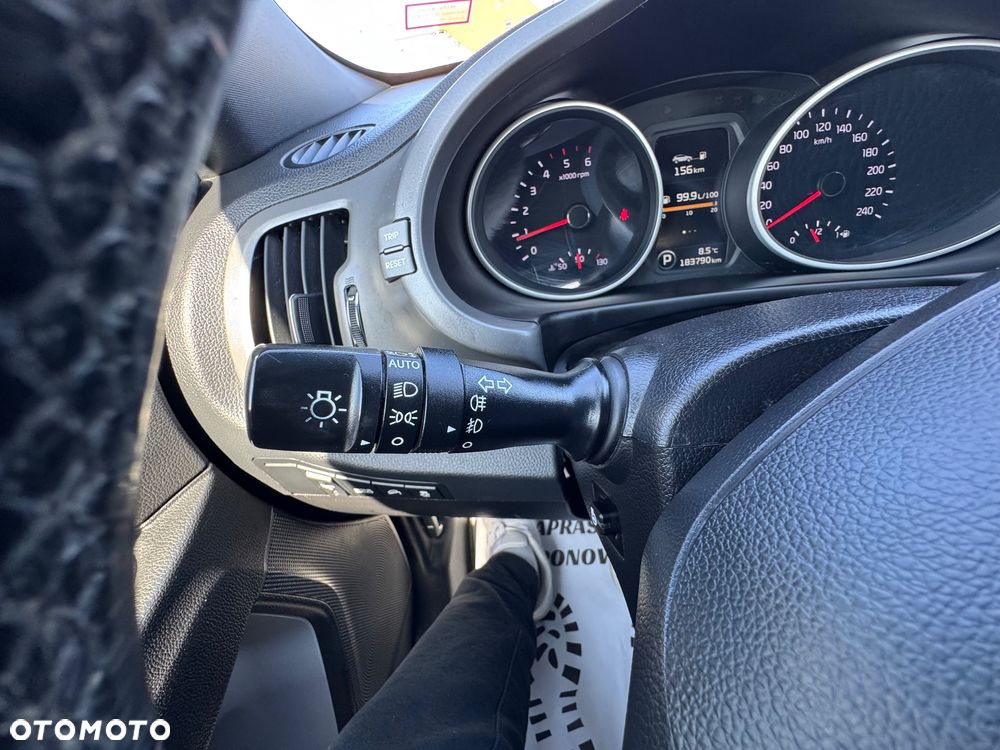 Kia Sportage 2.0 CRDI XL - 31