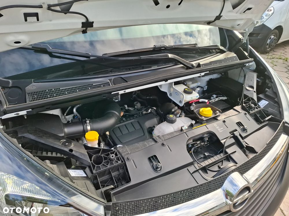 Opel Vivaro 2018 L2H2 MAXI *jedynie 77tys przebiegu* klima 3osobowy - 36