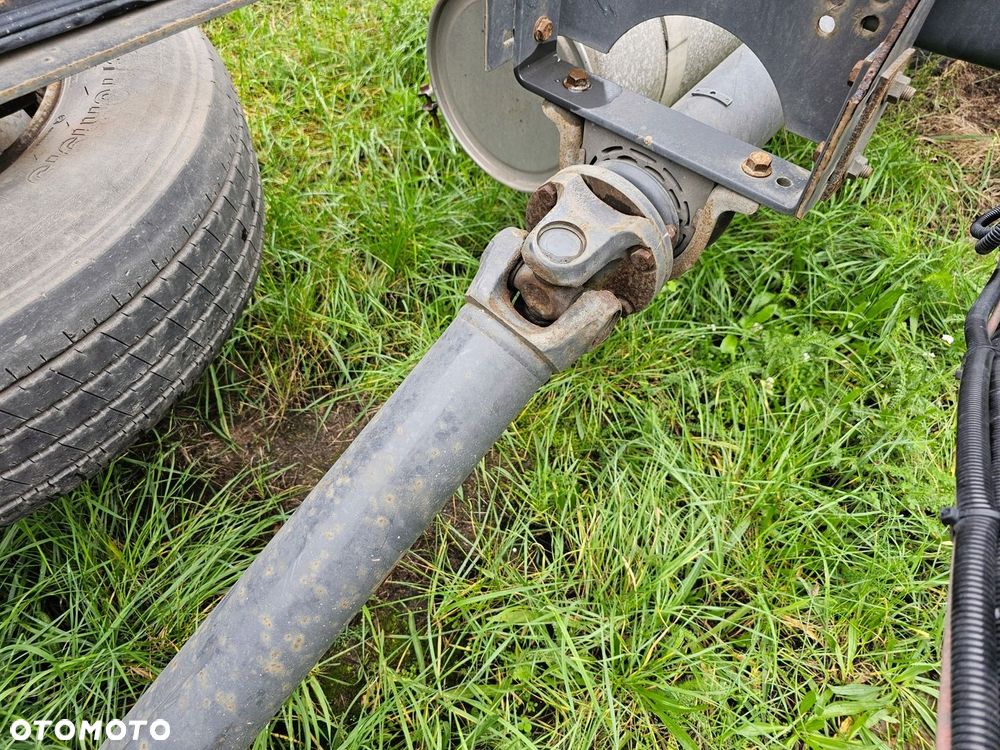 WAŁ NAPĘDOWY PĘDNY ŚRODKOWY PODPORA WAŁU RENAULT MIDLUM DXI FELGI 19.5 - 5