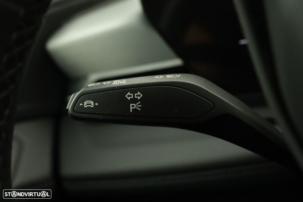 Audi Q6 e-tron 100 kWh Performance SE Business - 17