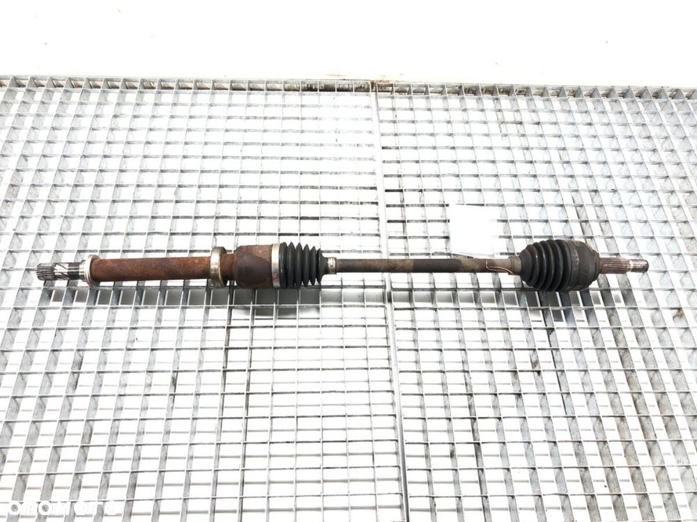 PÓŁOŚ PRAWY PRZÓD - 73.00 PLN - RENAULT MODUS / GRAND MODUS (F/JP0_) 2004 - 2022 1.2 (JP0C, - 1