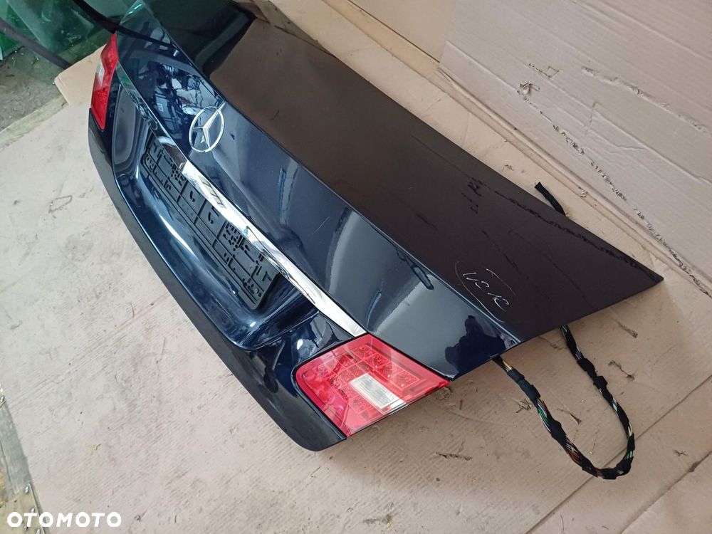 Klapa Bagażnika Kompletna MERCEDES W212 2009-2013 890 Sedan - 2