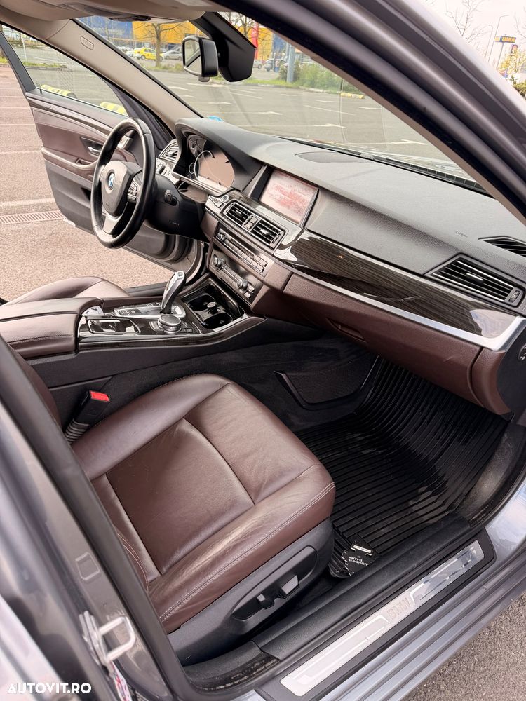BMW Seria 5 530d xDrive - 5