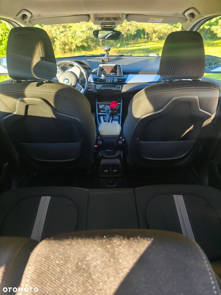 BMW Seria 2 220d xDrive - 7