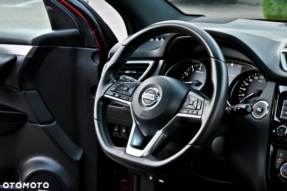 Nissan Qashqai 1.3 DIG-T N-Tec - 25