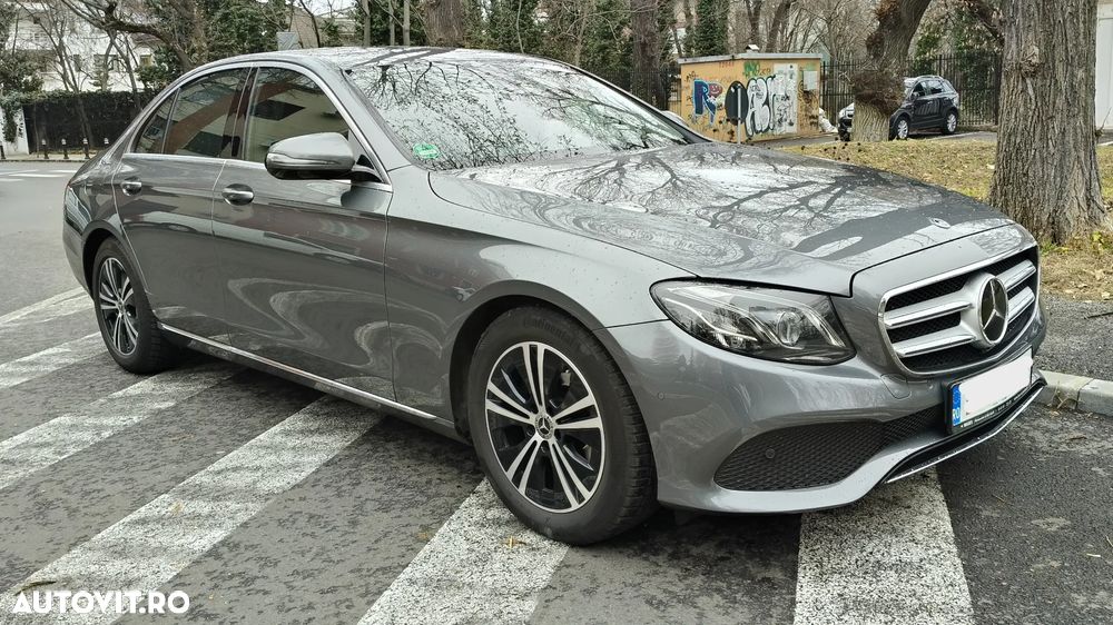 Mercedes-Benz E 220 d 4MATIC 9G-TRONIC Avantgarde - 1