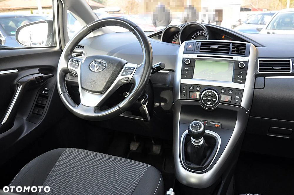 Toyota Verso 1.8 Prestige - 20