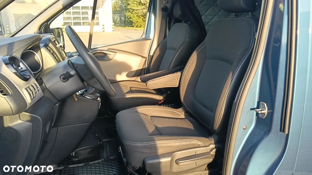 Renault TRAFIC - 30