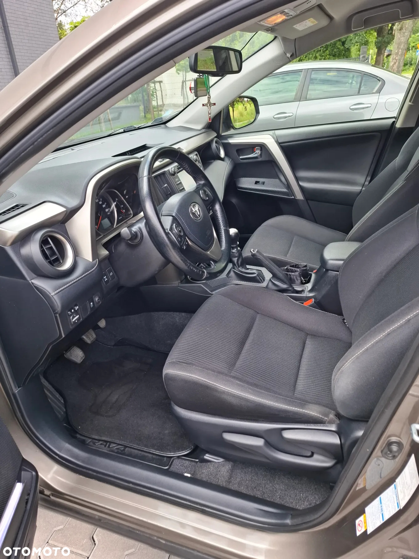 Toyota RAV4 2.0 D-4D Premium - 5