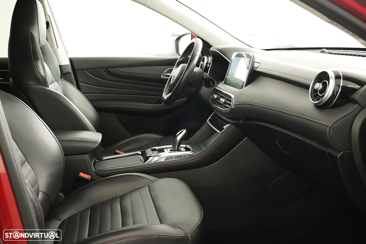 MG EHS 1.5 T-GDI Plug-in Hybrid Luxury - 24