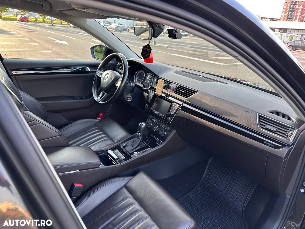 Skoda Superb 2.0 TSI DSG 4X4 Laurin & Klement - 10