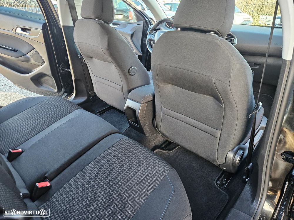 Peugeot 308 SW 1.5 BlueHDi Style - 22