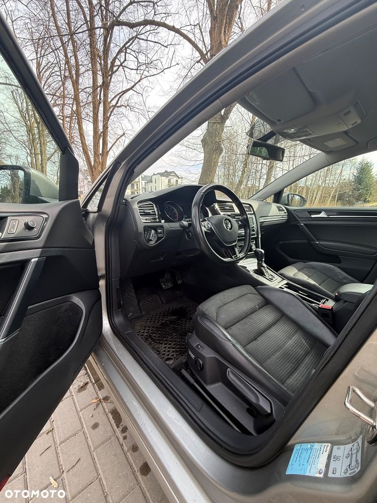 Volkswagen Golf 1.2 TSI Highline DSG - 12