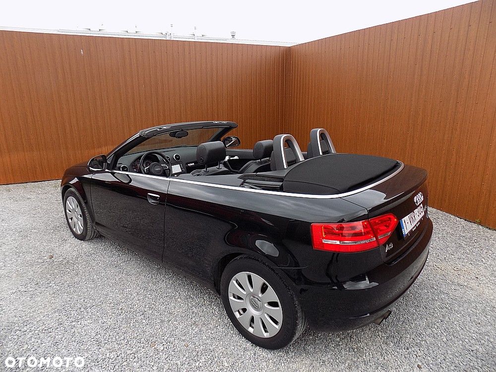 Audi A3 Cabrio 2.0 TDI DPF Attraction - 3