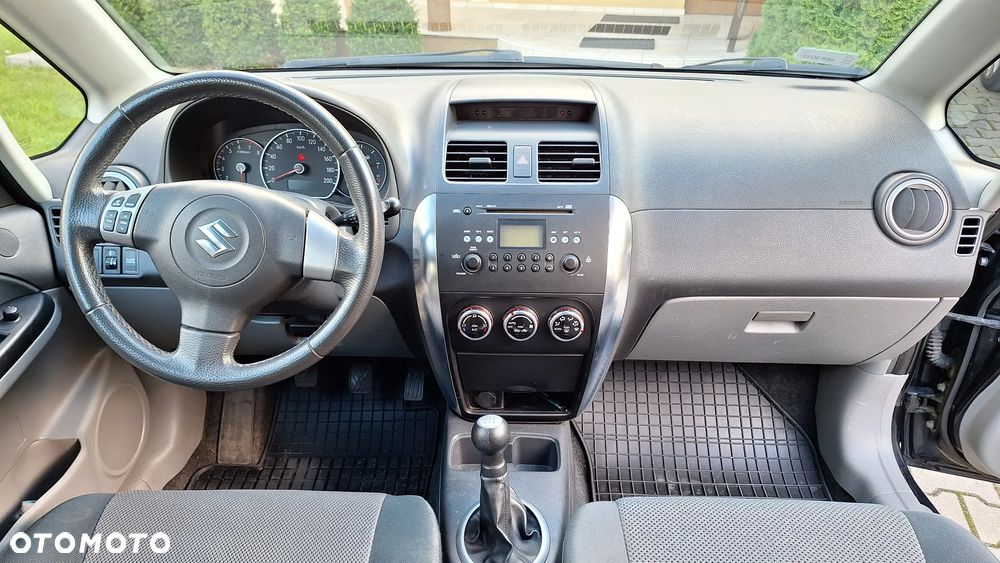 Suzuki SX4 1.6 GS / Premium - 15