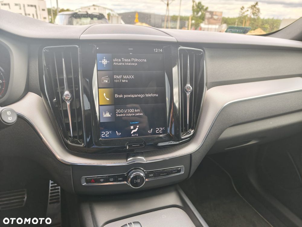 Volvo XC 60 B4 D R-Design - 11