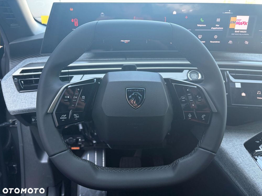 Peugeot 408 - 19