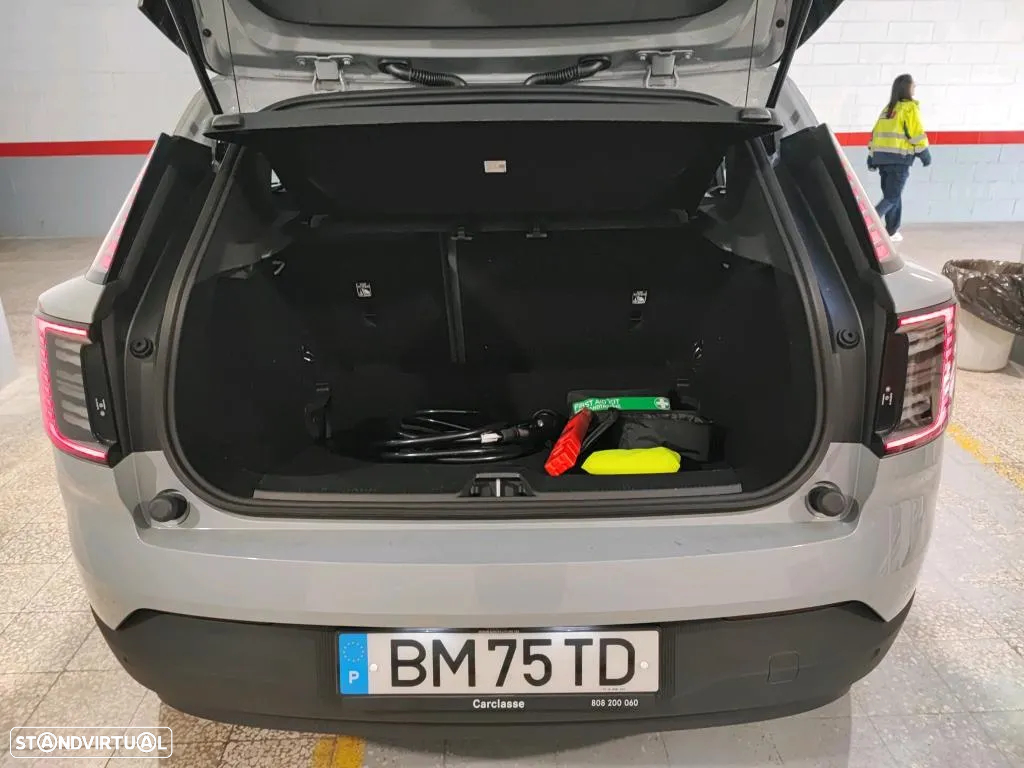 Volvo EX30 51 kWh Single Motor Core - 10