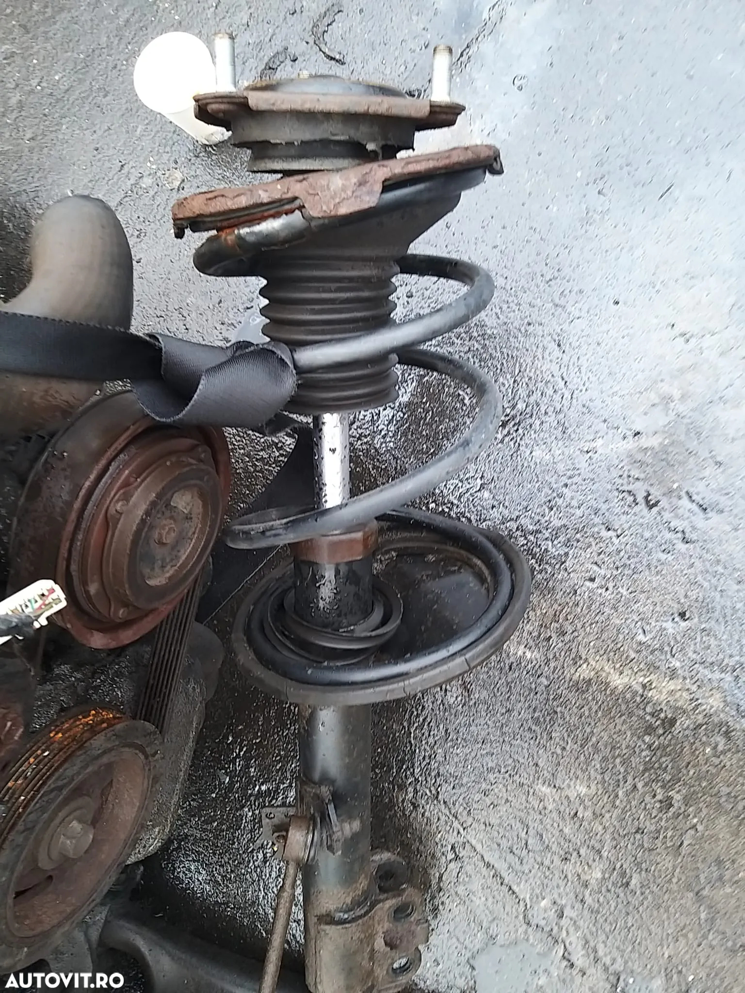 Telescoape 300/buc pentru Toyota Rav 4 2.0B 4x4 - 2