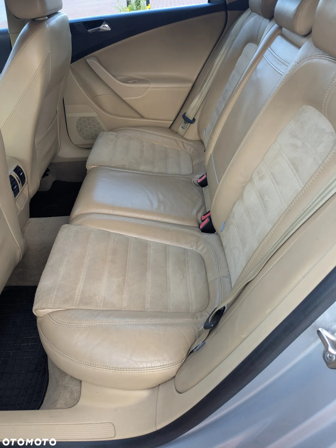 Volkswagen Passat 2.0 TDI 4Mot Highline - 8