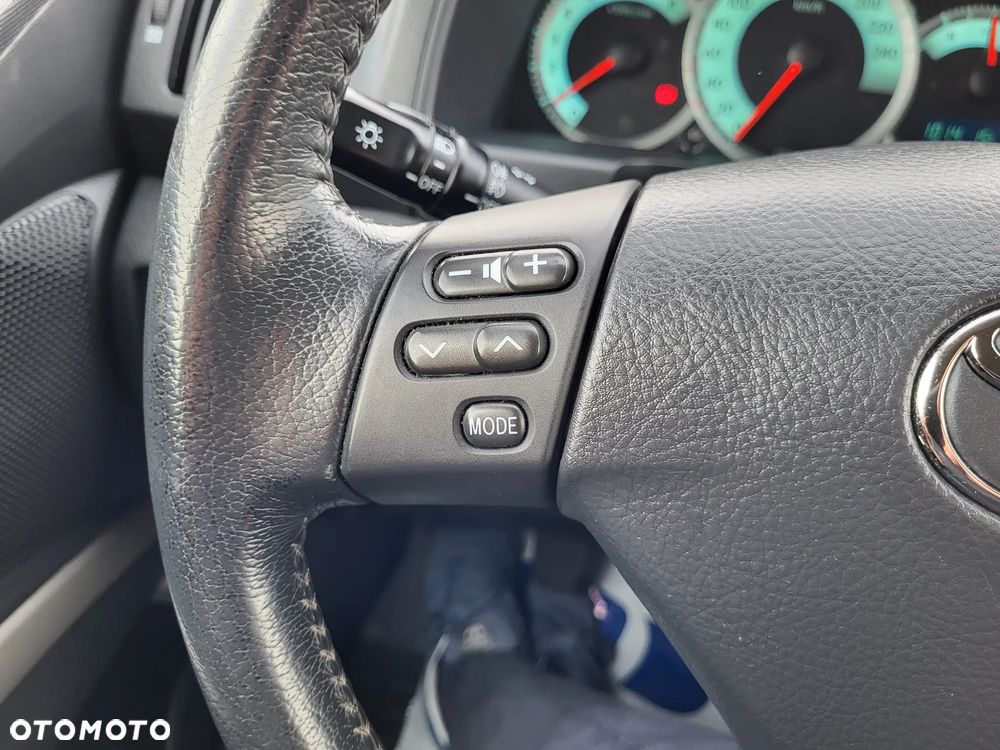 Toyota Corolla Verso 1.8 Premium + 7os - 30
