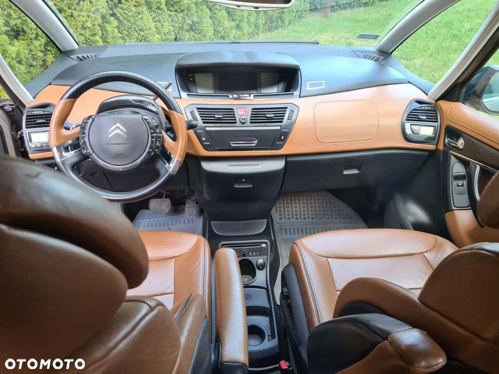 Citroën C4 Grand Picasso 2.0 HDi Exclusive - 2