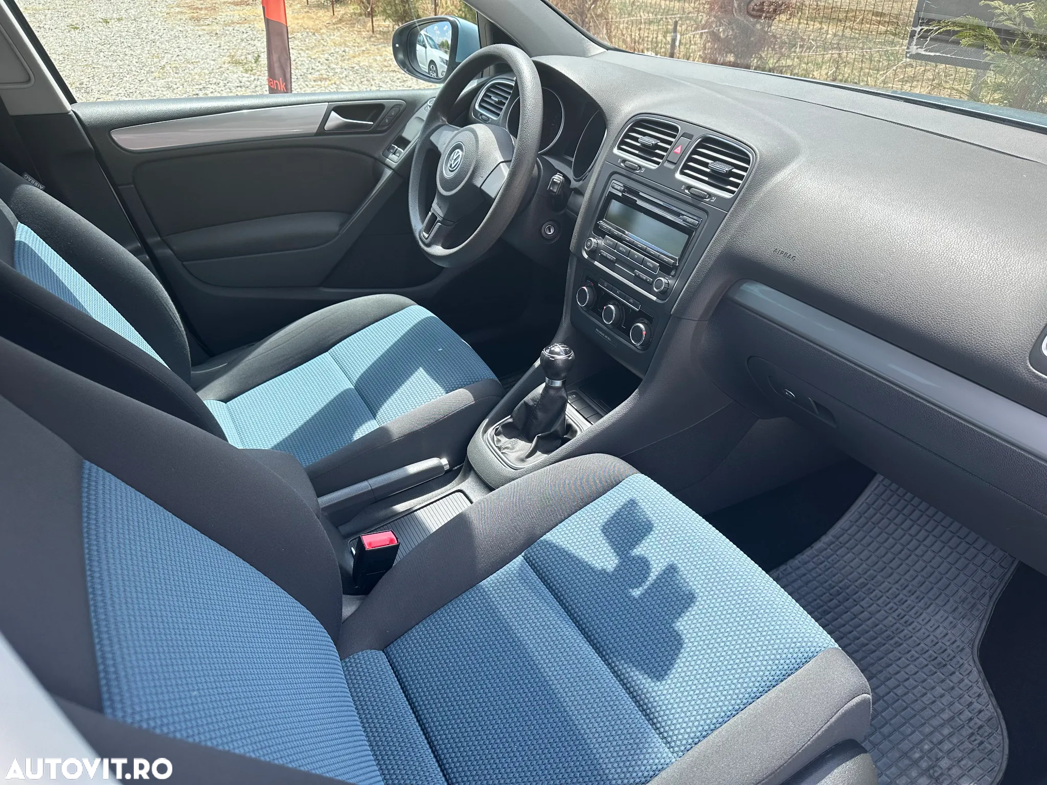 Volkswagen Golf 1.6 TDI DPF BMT Trendline - 16