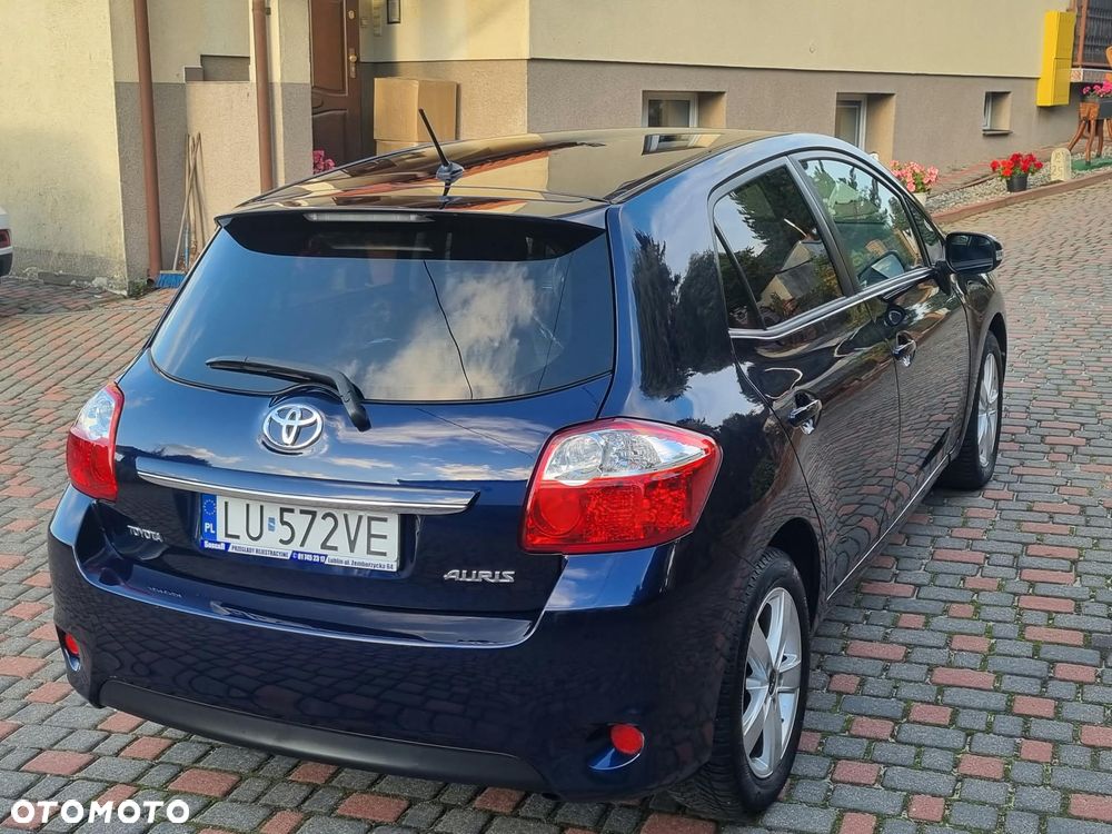 Toyota Auris 2010