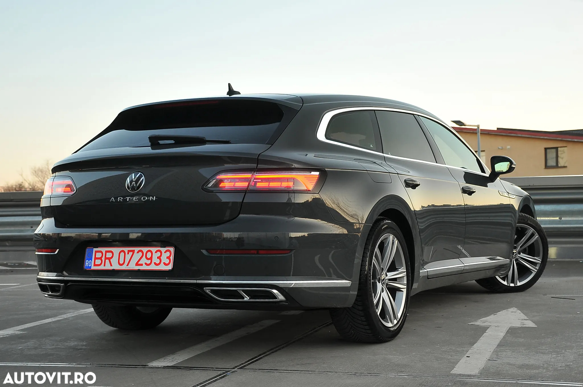 Volkswagen ARTEON Shooting Brake 2.0 TDI SCR DSG R-Line - 12