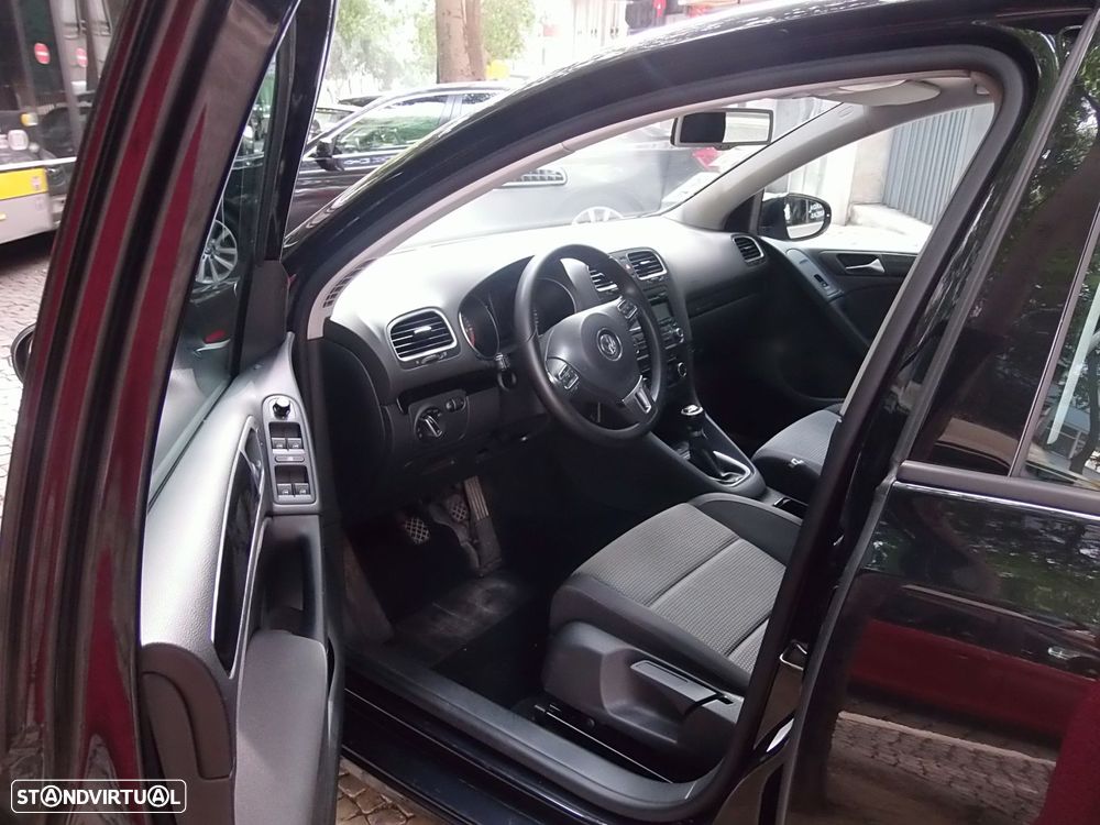 VW Golf 1.6 TDi Highline - 8