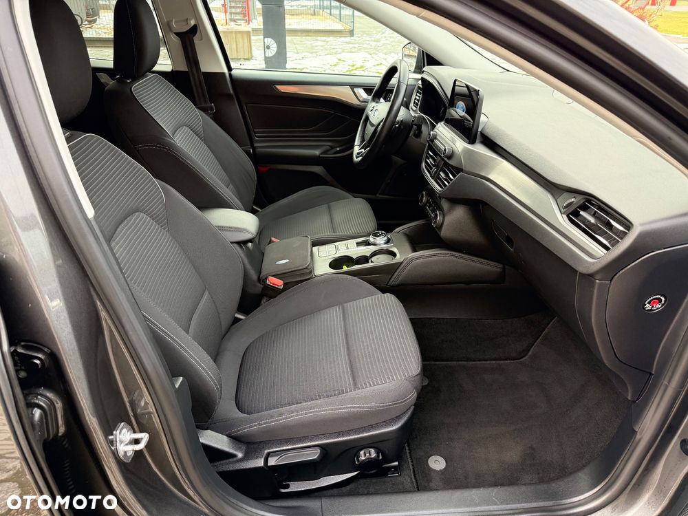 Ford Focus 1.5 EcoBlue Start-Stopp-System TITANIUM X - 16