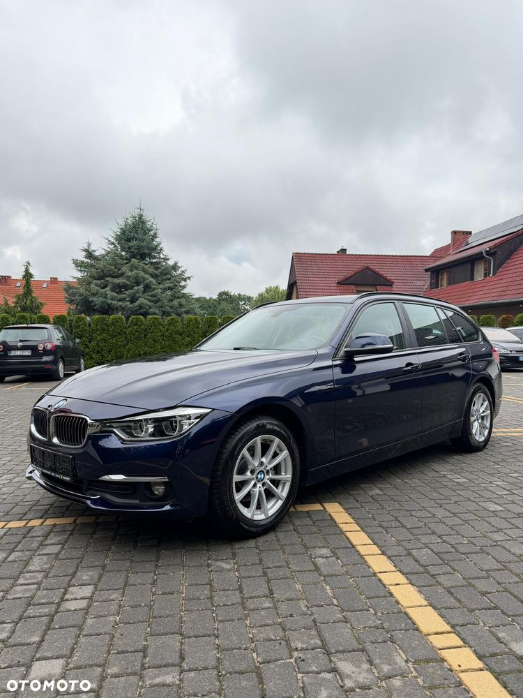 BMW Seria 3 318d Luxury Line Purity - 2