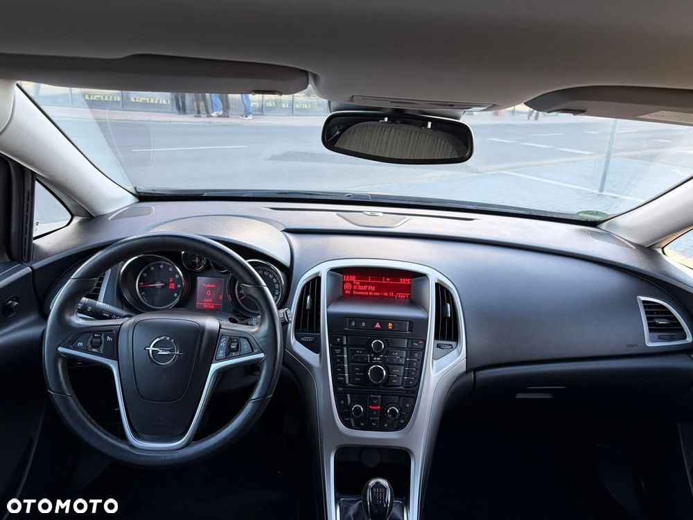 Opel Astra - 8