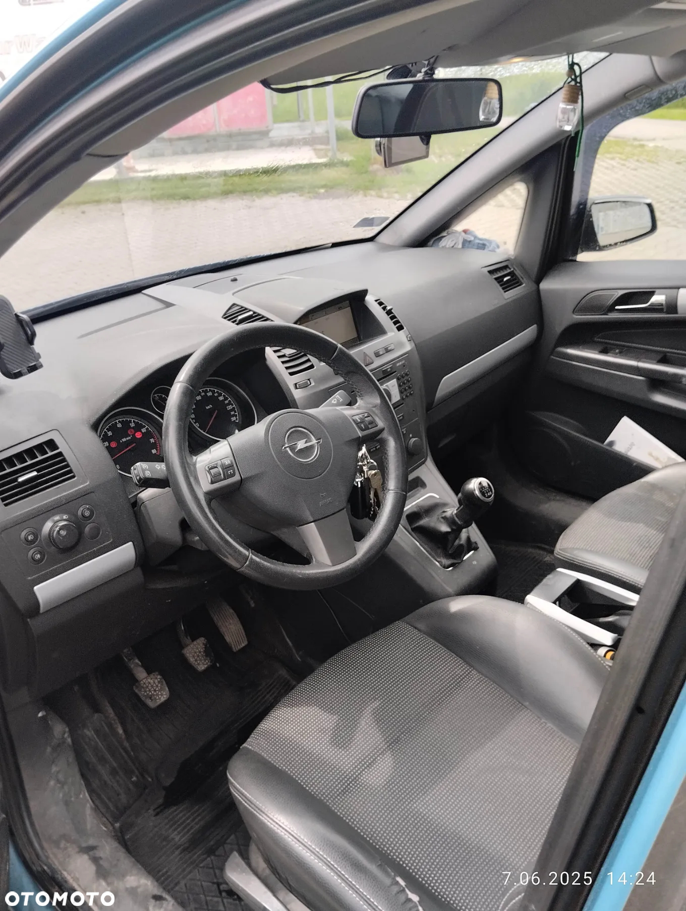 Opel Zafira 2.0 T Sport - 10
