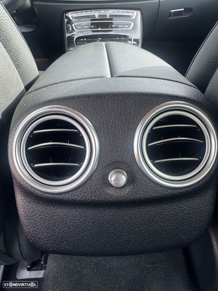 Mercedes-Benz E 300 de 4Matic 9G-TRONIC Avantgarde - 25