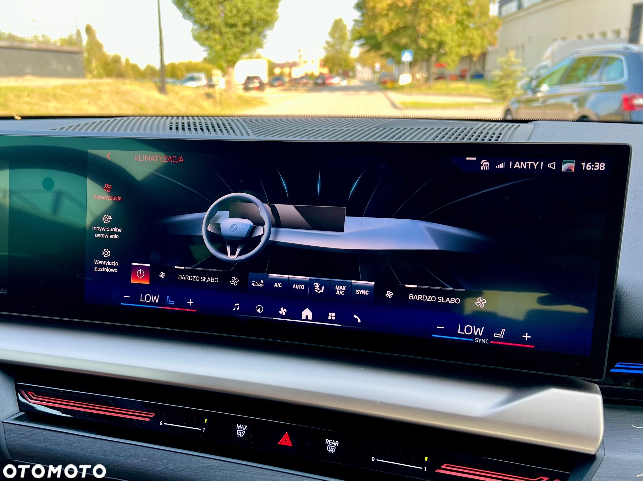BMW Seria 5 - 24