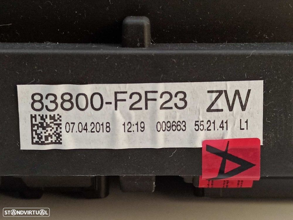 QUADRANTE TOYOTA AURIS ACTIVE - 3