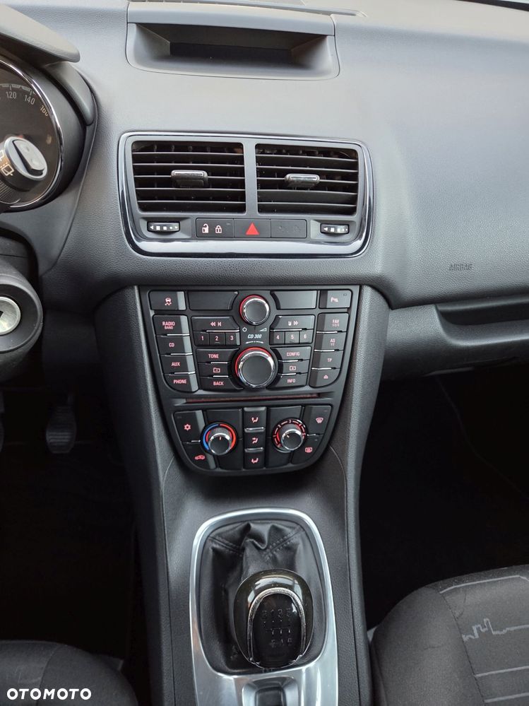 Opel Meriva - 22