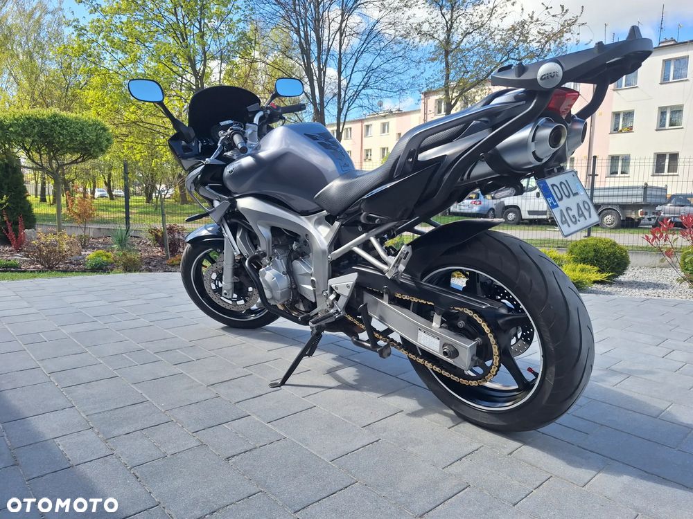 Yamaha FZ6 - 2