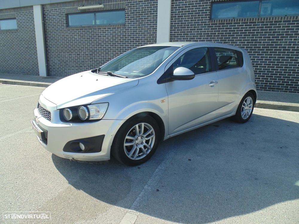 Chevrolet Aveo 1.2 LT Bi-Fuel - 1