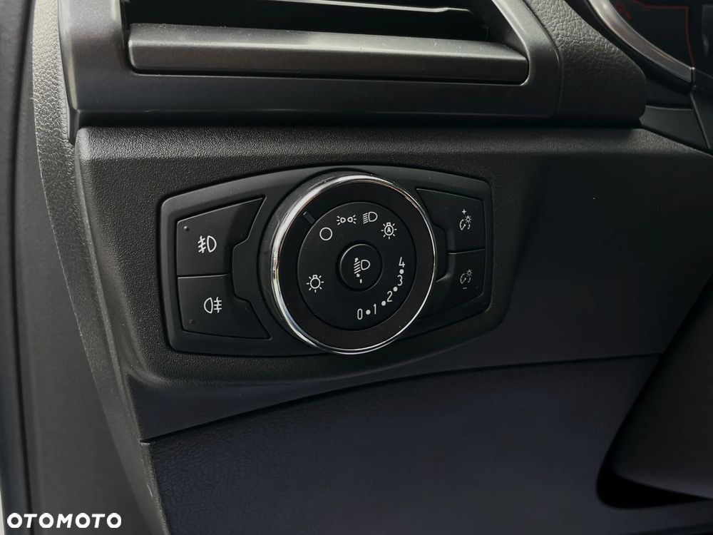 Ford Mondeo 1.5 EcoBoost Titanium - 33