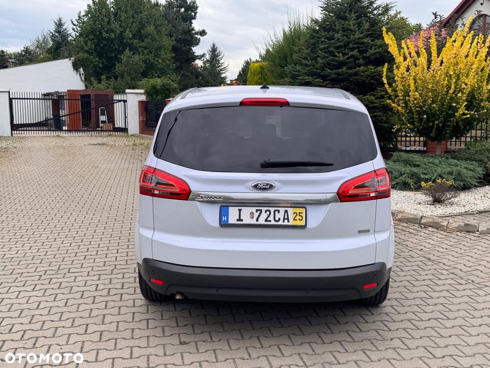 Ford S-Max - 14